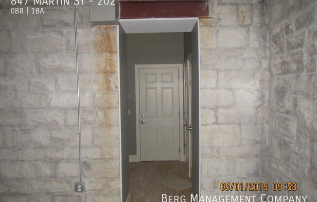 847 Martin St