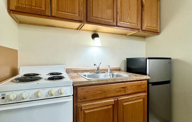 1 bed, 1 bath, $1,099, Unit 9128