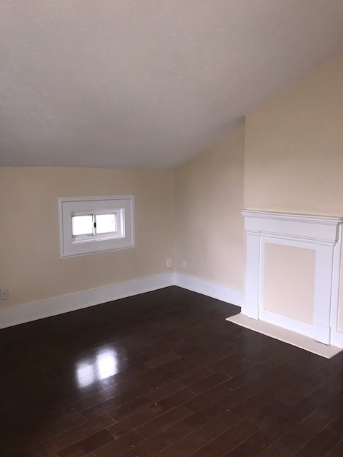 2 beds, 2 baths, $1,495