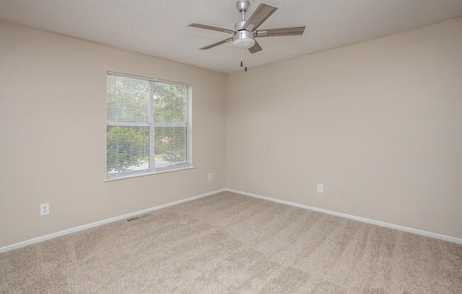 3 beds, 2.5 baths, 1,196 sqft, $1,450