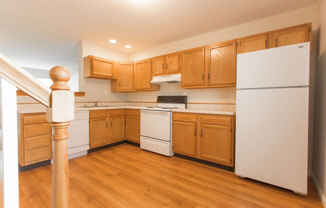 2 beds, 1 bath, 690 sqft, $2,800, Unit 208