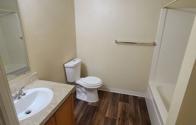 2 beds, 1.5 baths, 1,000 sqft, $1,450, Unit 4918