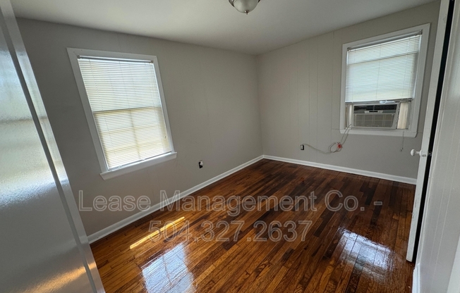 6209 PASTEUR BLVD