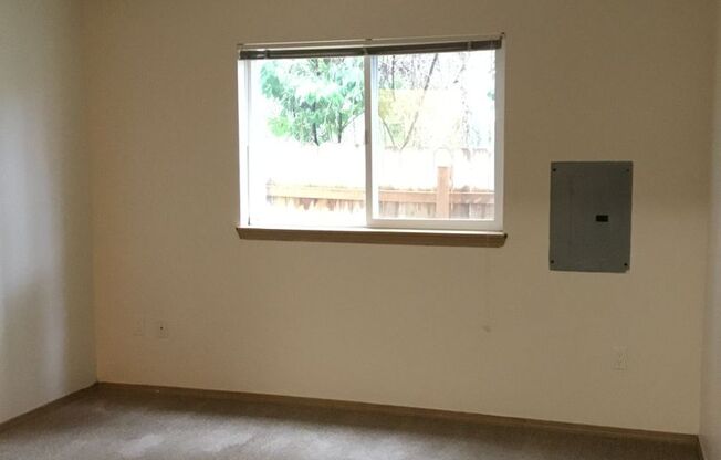 1 bed, 1 bath, 547 sqft, $1,200, Unit 18