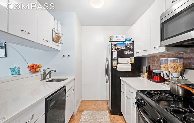 2 S AVE 9 E