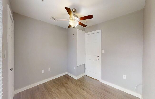 2 beds, 1 bath, 745 sqft, $1,100