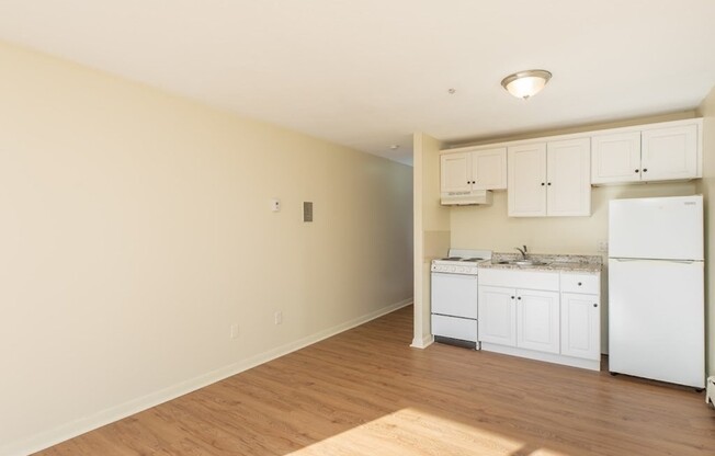 426 Pleasant St.