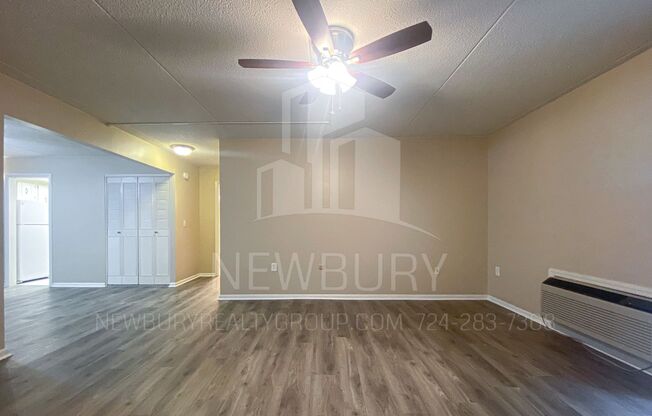 1 bed, 1 bath, 765 sqft, $859, Unit TH 204