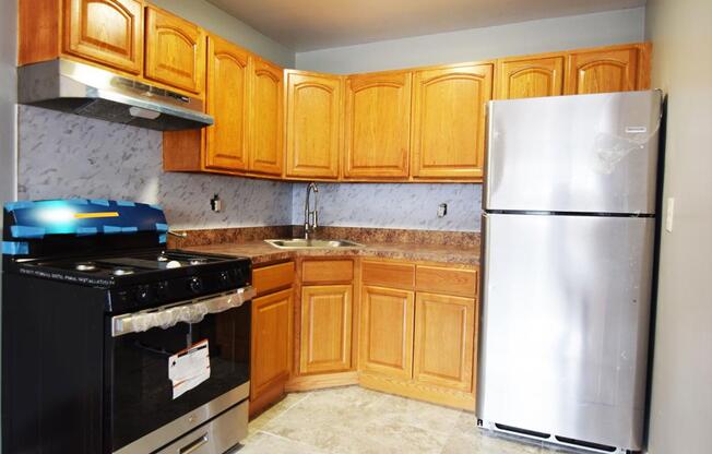 2 beds, 2 baths, 1,300 sqft, $3,300