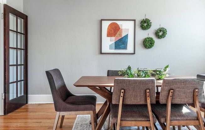Blackstone Luxury Living: Stylishly Remodeled Townhomes in the Heart of Blackstone!
