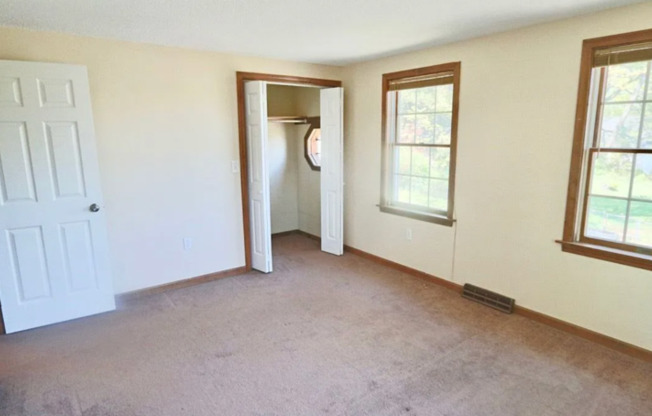 9 11 HAMAR DR