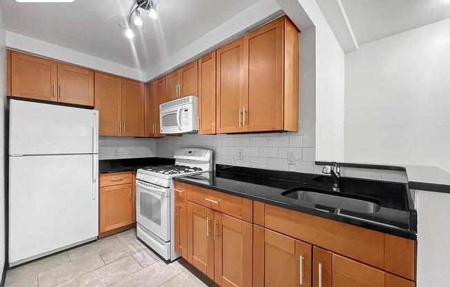 1 bed, 1 bath, 575 sqft, $2,595, Unit 8C