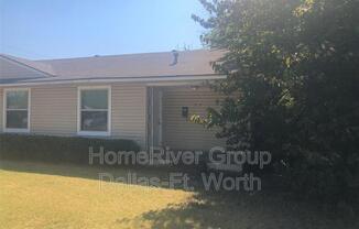 1720 E BELT LINE RD