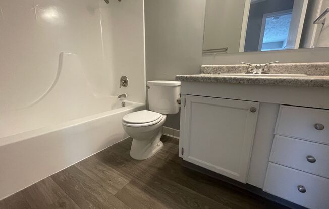 1 bed, 1 bath, 631 sqft, $1,000, Unit 1503-16