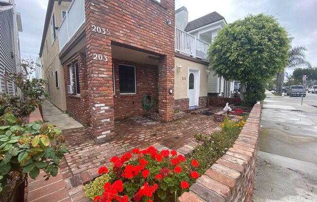 203 E Bay Ave
