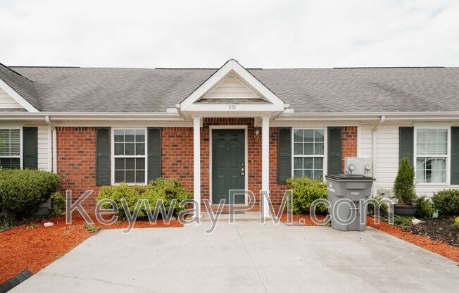 551 EDGECLIFF LN