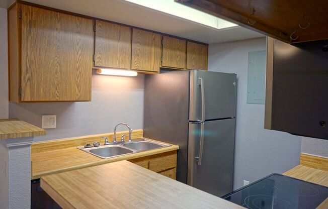 1 bed, 1 bath, $1,300, Unit #A202