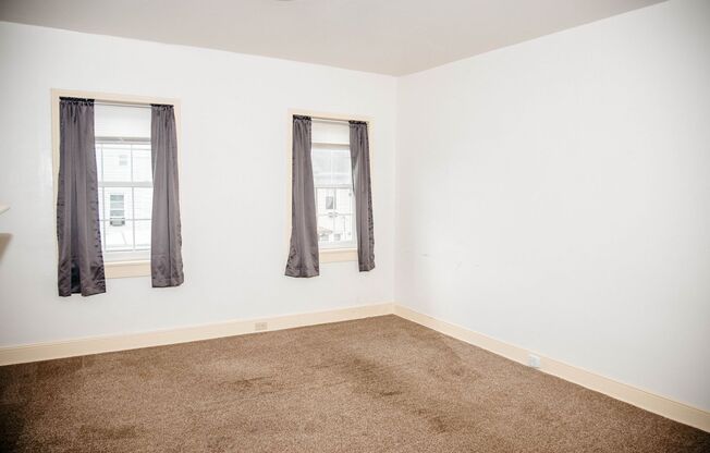 2 beds, 1 bath, $1,400, Unit Apt 101