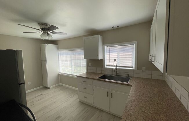 2 beds, 1 bath, 768 sqft, $1,550, Unit 9TH1255