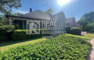 1093 WALNUT ST