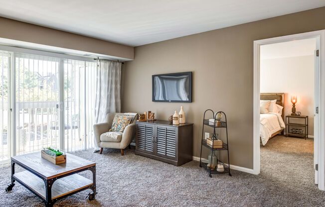 1 bed, 1 bath, 660 sqft, $1,523, Unit 11-1B