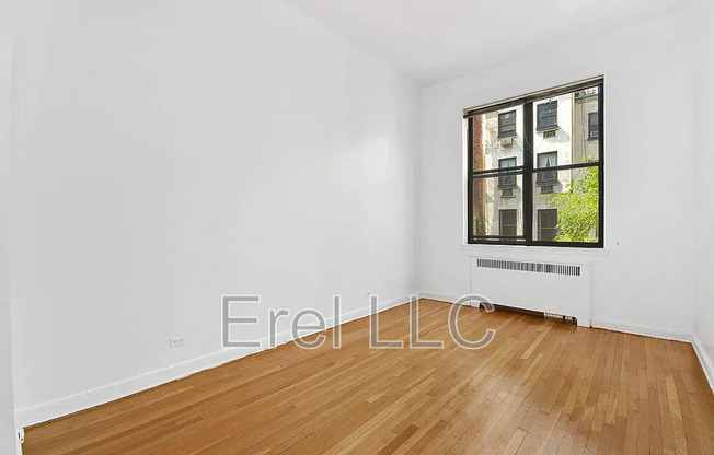 104 E 37 ST