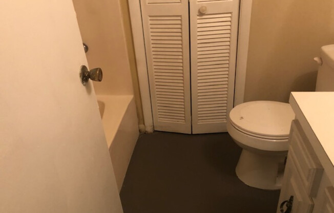 408 Horne C, Raleigh - Bev Roberts Rentals & Property Management