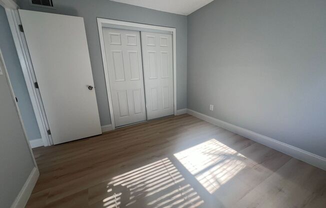 2 beds, 1 bath, 800 sqft, $2,095, Unit 02