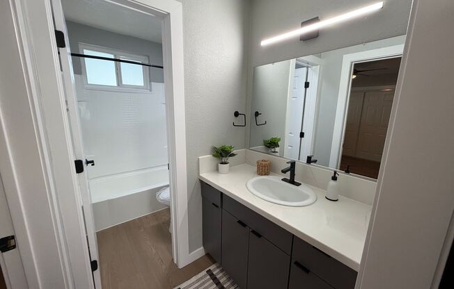 1 bed, 1 bath, 540 sqft, $2,110, Unit 360-12