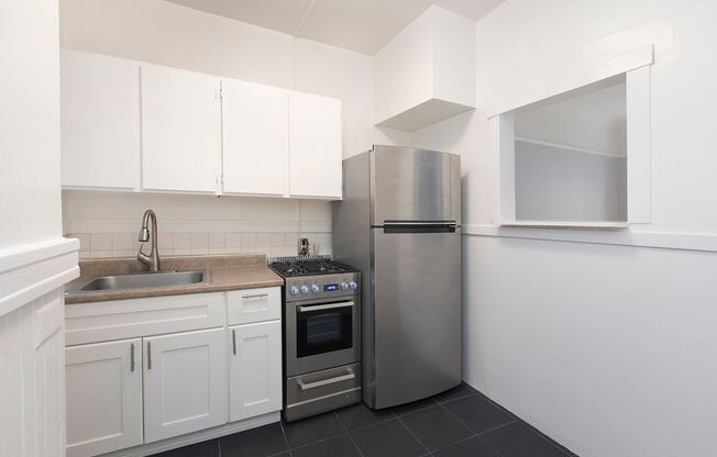839 Jones Street (002rc)