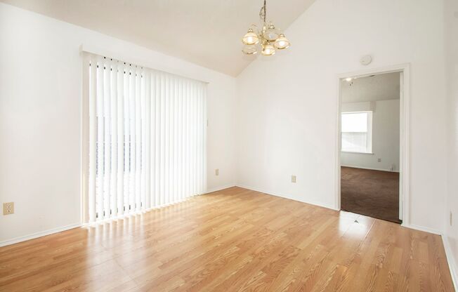 3 Bedroom 2 bath home!