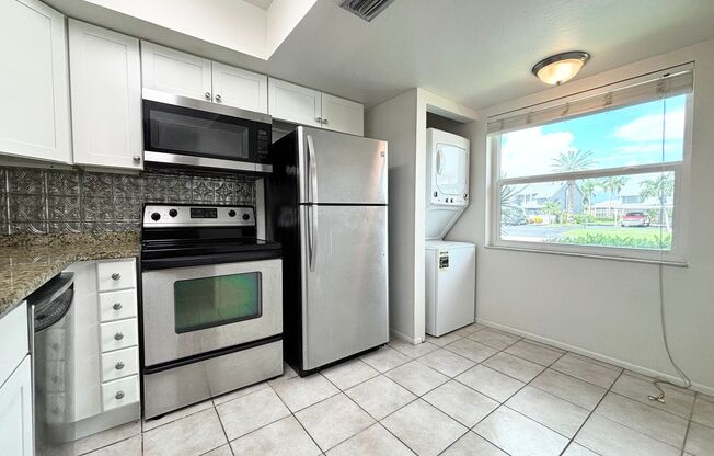 Recently Renovated Rental in Desirable Cape Coral Downtown Location!