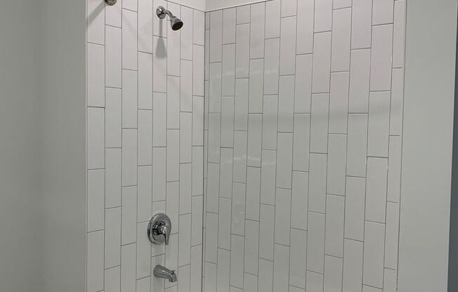 3 beds, 2 baths, 1,353 sqft, $3,665, Unit 302