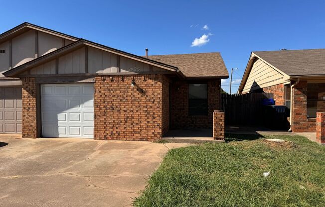 2 Bedroom 2 Bath in OKC!