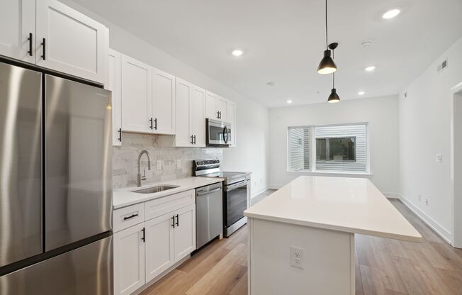 1 bed, 1 bath, 659 sqft, $1,700, Unit Unit 201