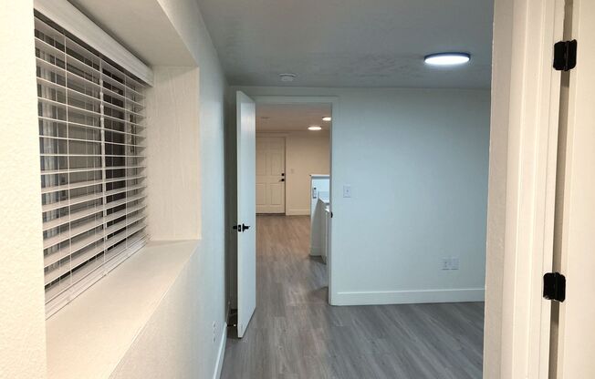 1 bed, 1 bath, 525 sqft, $1,199, Unit 30