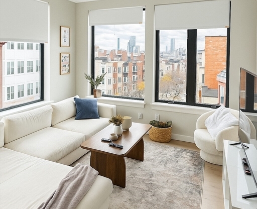 2 beds, 2 baths, 921 sqft, $4,500, Unit 505