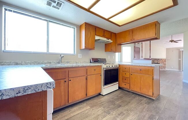 Charming Summerlin retro 2-bedroom home