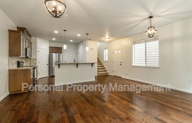2707 NE 130 CT