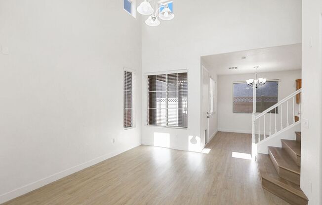 Beautiful Updated 3 Bedroom Home In The Gated Lamplight Community
