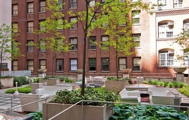 Studio, 1 bath, 499 sqft, $3,500, Unit 711