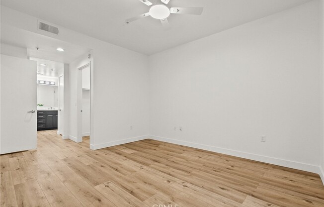 2 beds, 2 baths, 1,050 sqft, $3,250, Unit 206