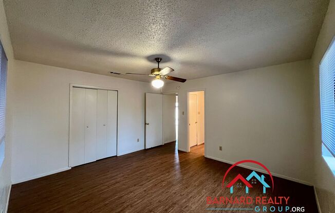 2 beds, 1 bath, $1,325