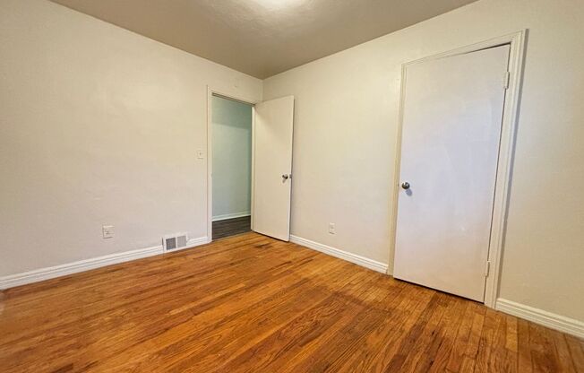 2 beds, 1 bath, 600 sqft, $780, Unit Unit 4