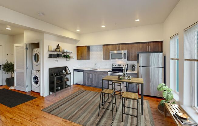 Studio, 1 bath, 351 sqft, $1,625, Unit 801