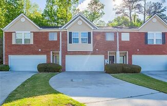 Spacious townhome minutes from Midtown Atlanta!