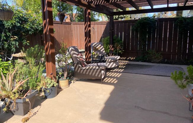 Lovely 3 Bedroom, 2.5 Bath Town Home in Encinitas Summerhill Community!