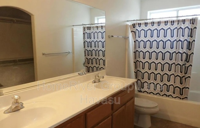 2 beds, 2 baths, 1,028 sqft, $1,600