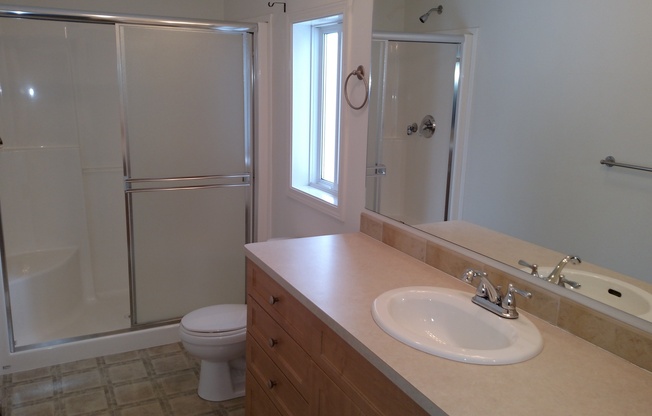 2 beds, 2 baths, $1,700