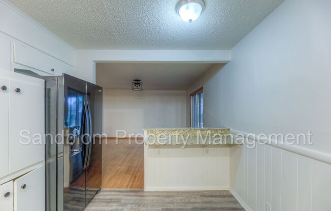 3 beds, 1.5 baths, $1,200